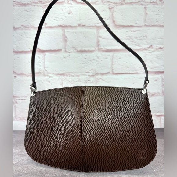 Louis Vuitton Epi Leather Demi Lune Pochette Shoulder Bag Brown - Picture 3 of 14